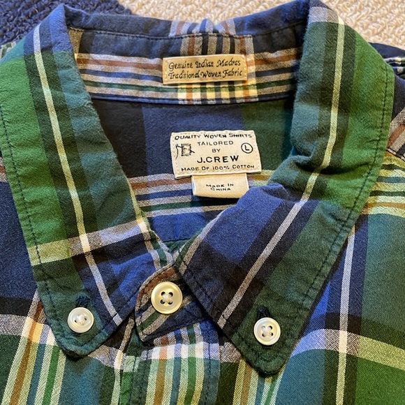 J crew short sleeve button down - Picture 2 of 4